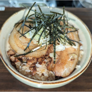 チャーシュー丼